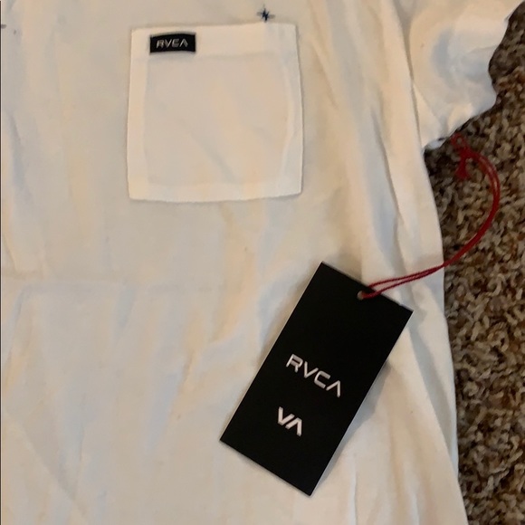 NWT RVCA Tee - Picture 2 of 3